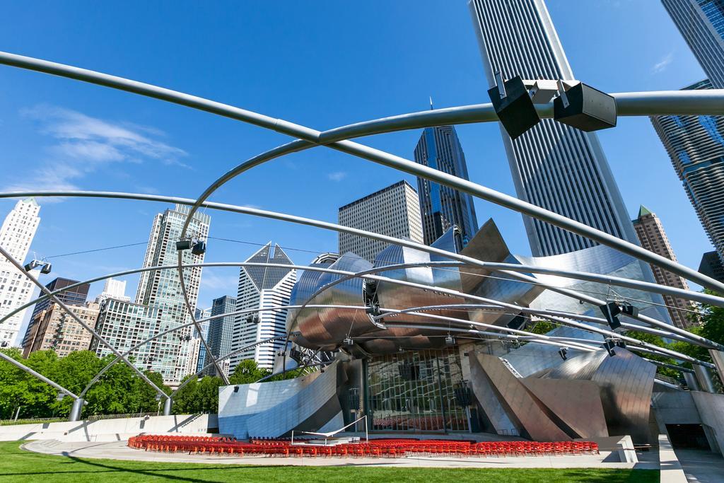 Fairmont Chicago Millennium Park Hotel Exterior photo